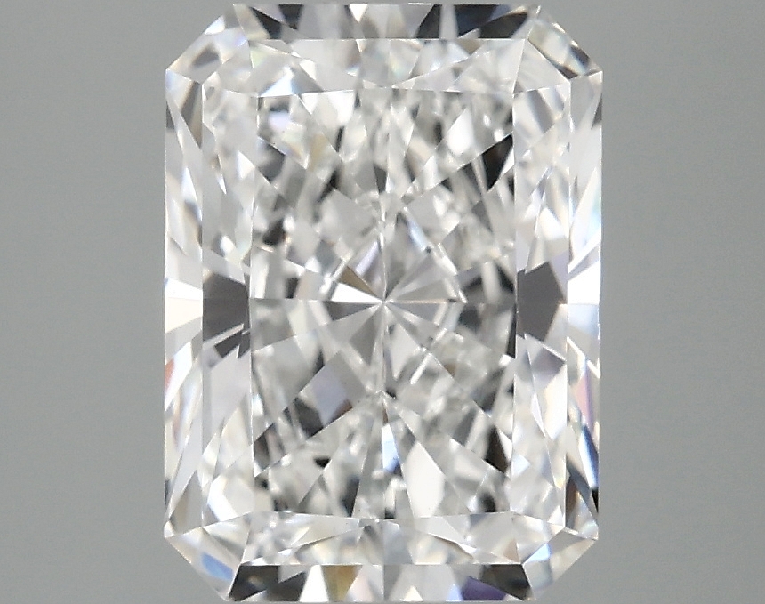 3.10 CT Radiant Diamond