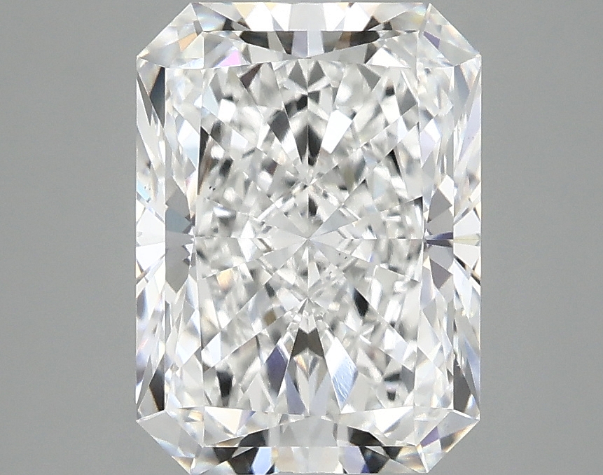 3.10 CT Radiant Diamond