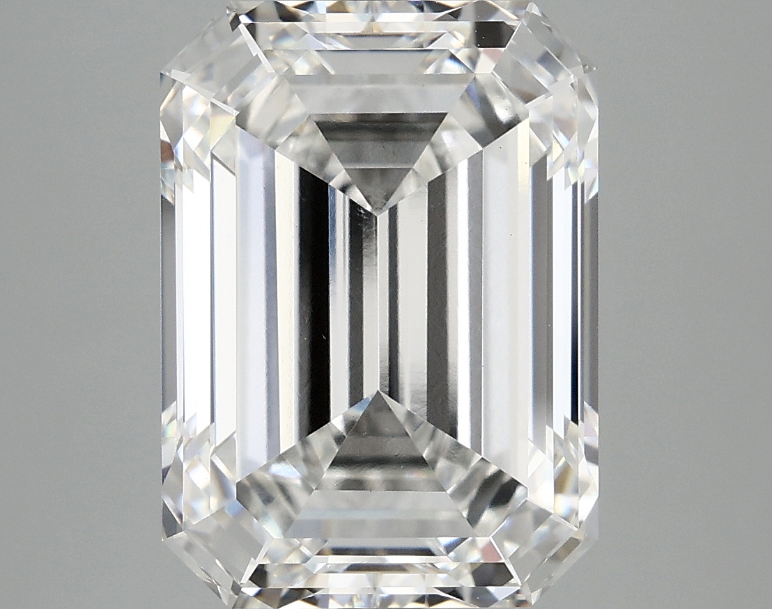 7.17 CT Emerald Diamond