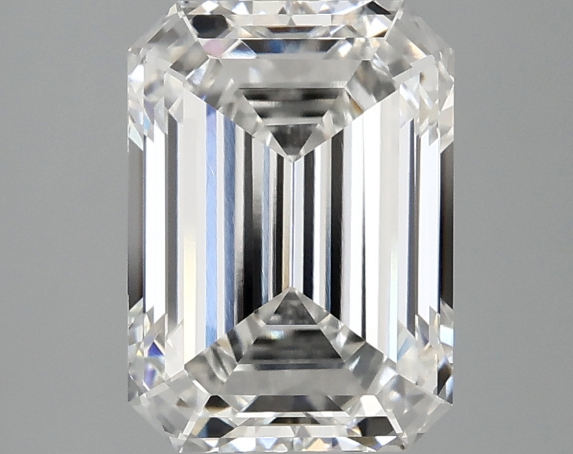 3.10 CT Emerald Diamond