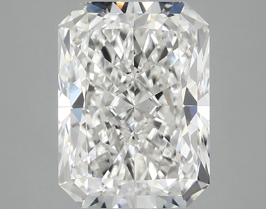 3.04 CT Radiant Diamond