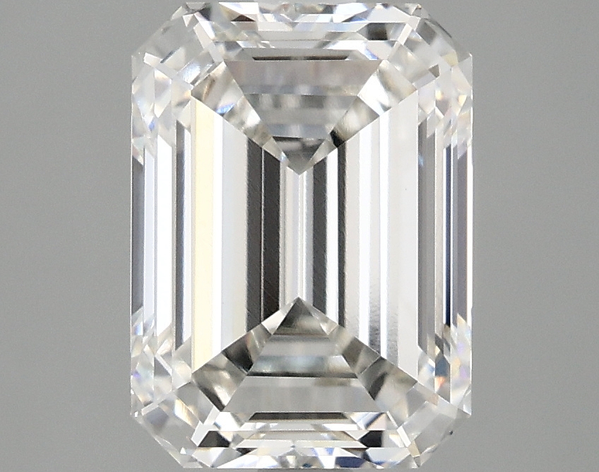 3.07 CT Emerald Diamond