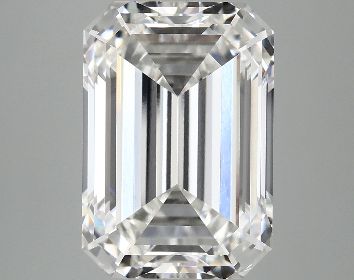 7.12 CT Emerald Diamond