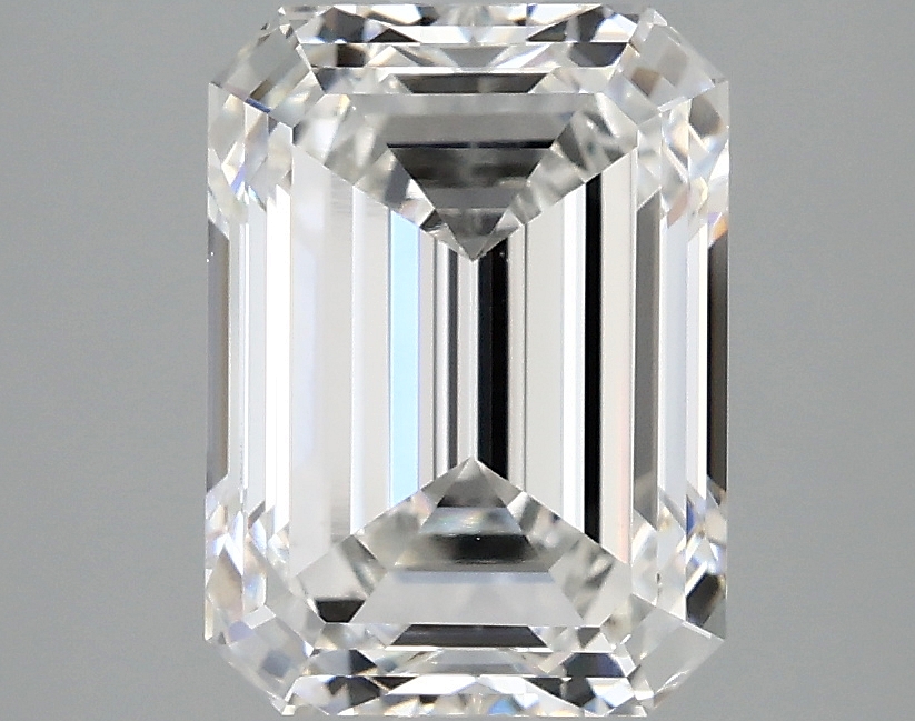 3.06 CT Emerald Diamond