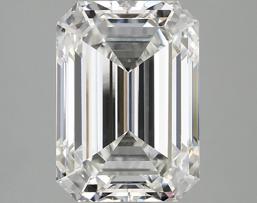 3.06 CT Emerald Diamond