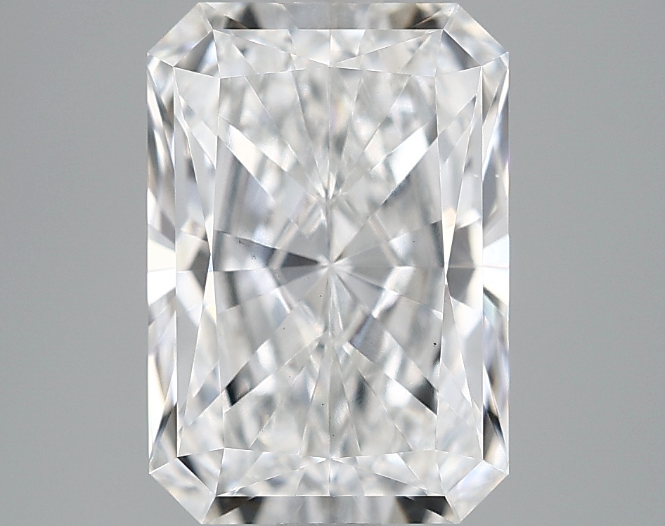 3.02 CT Radiant Diamond