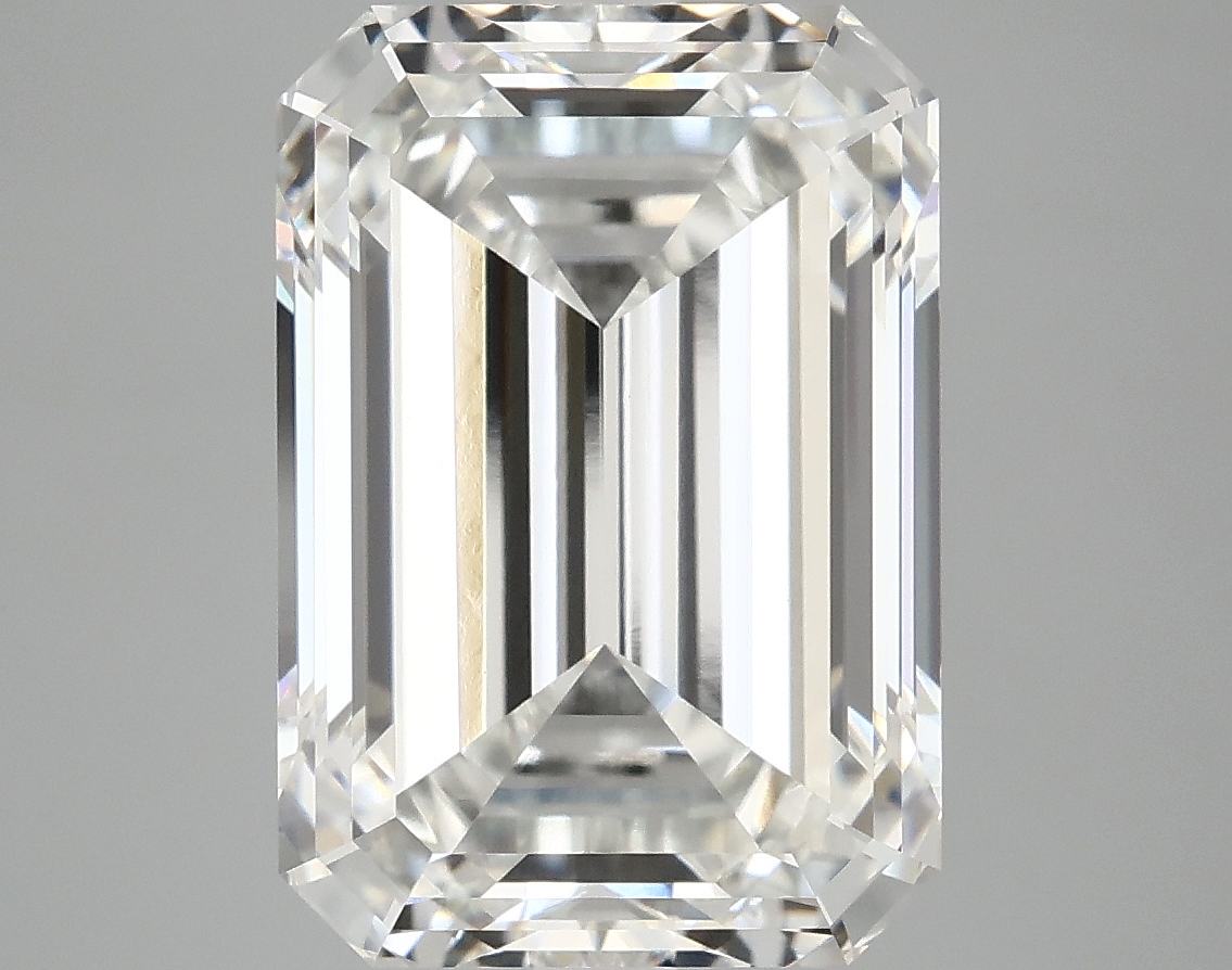 7.09 CT Emerald Diamond