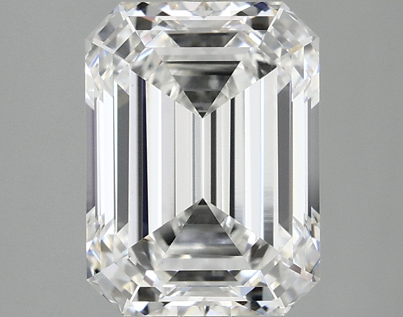 3.02 CT Emerald Diamond