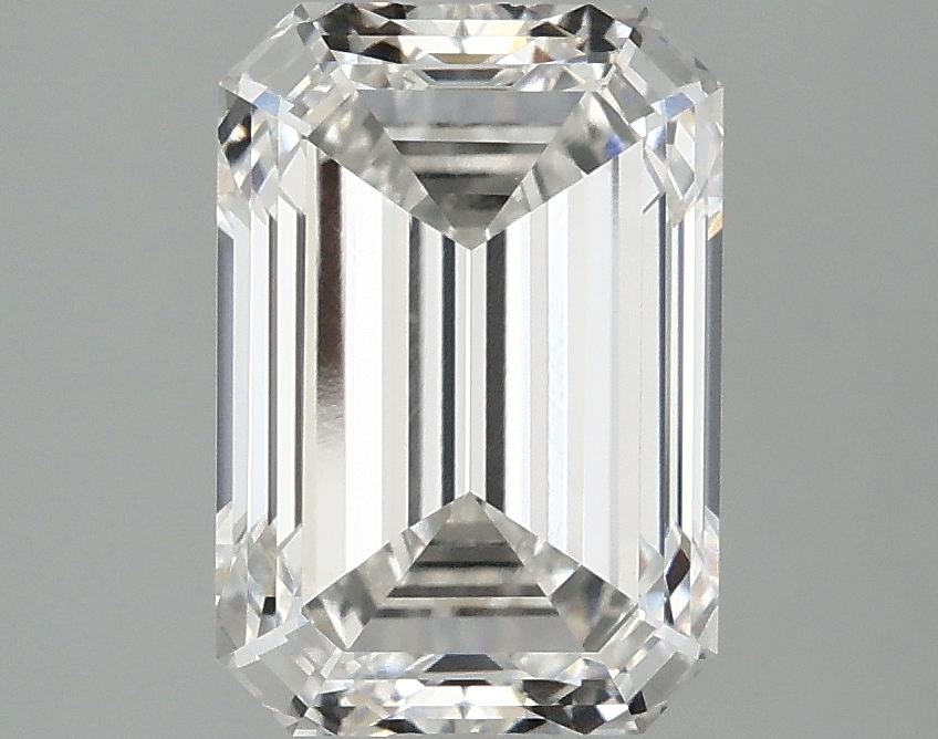 3.06 CT Emerald Diamond