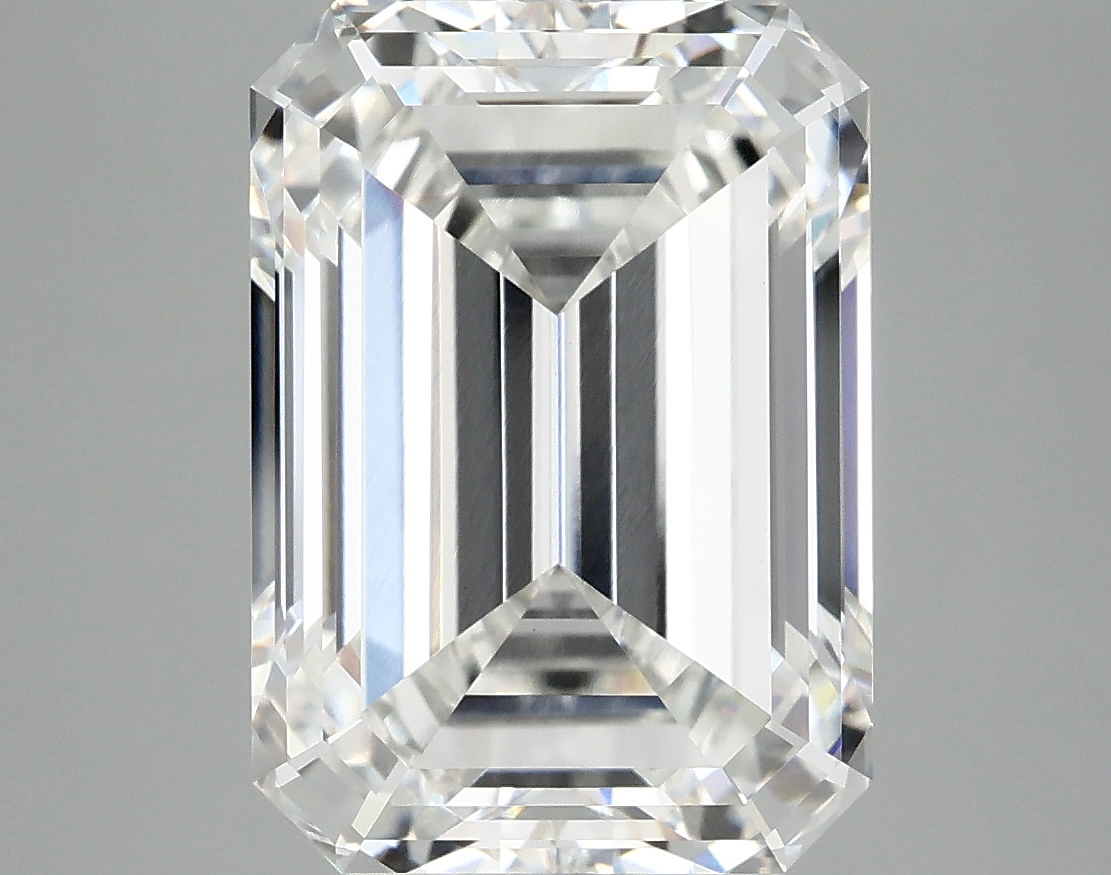 7.06 CT Emerald Diamond