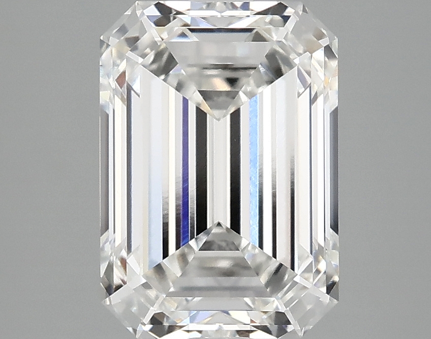 3.07 CT Emerald Diamond