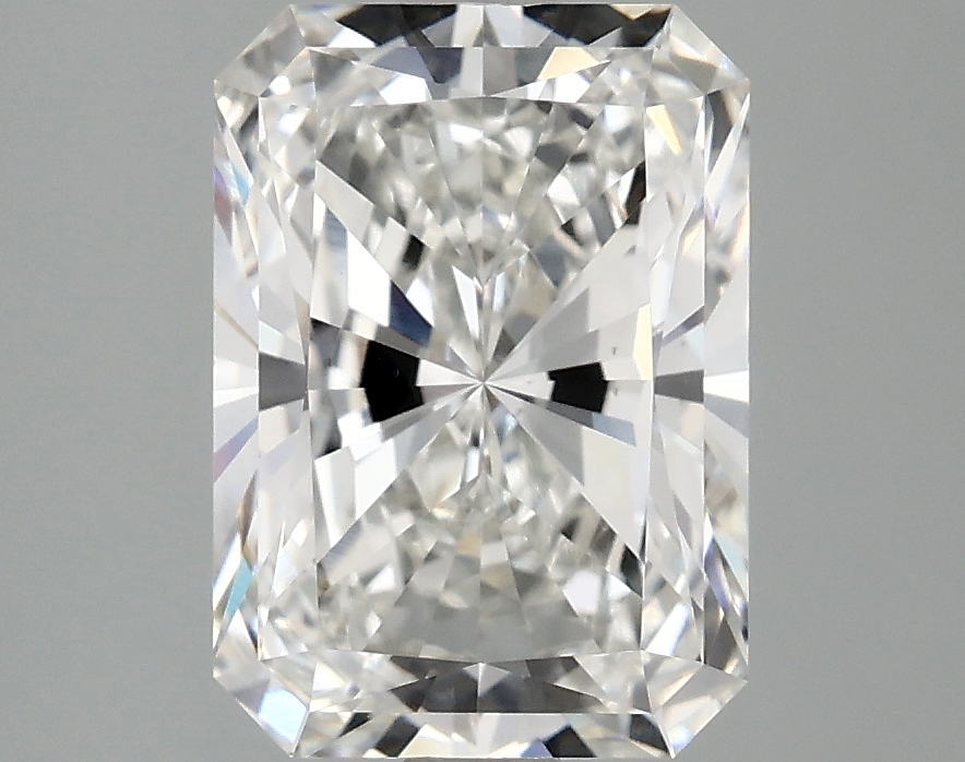 3.04 CT Radiant Diamond