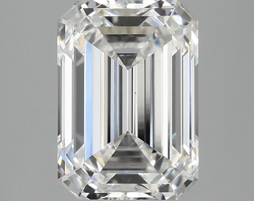 3.04 CT Emerald Diamond