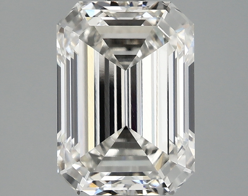 3.08 CT Emerald Diamond