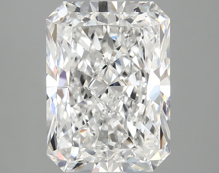 3.10 CT Radiant Diamond