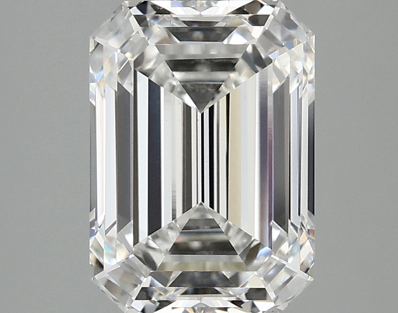 3.04 CT Emerald Diamond