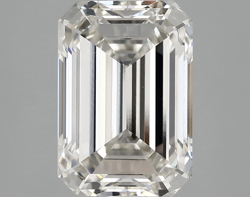 3.08 CT Emerald Diamond