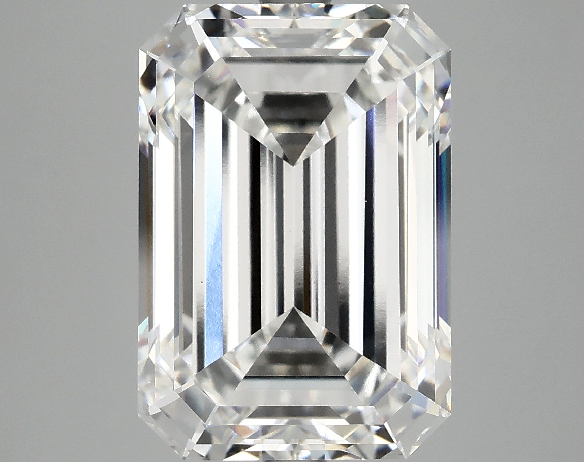 7.15 CT Emerald Diamond