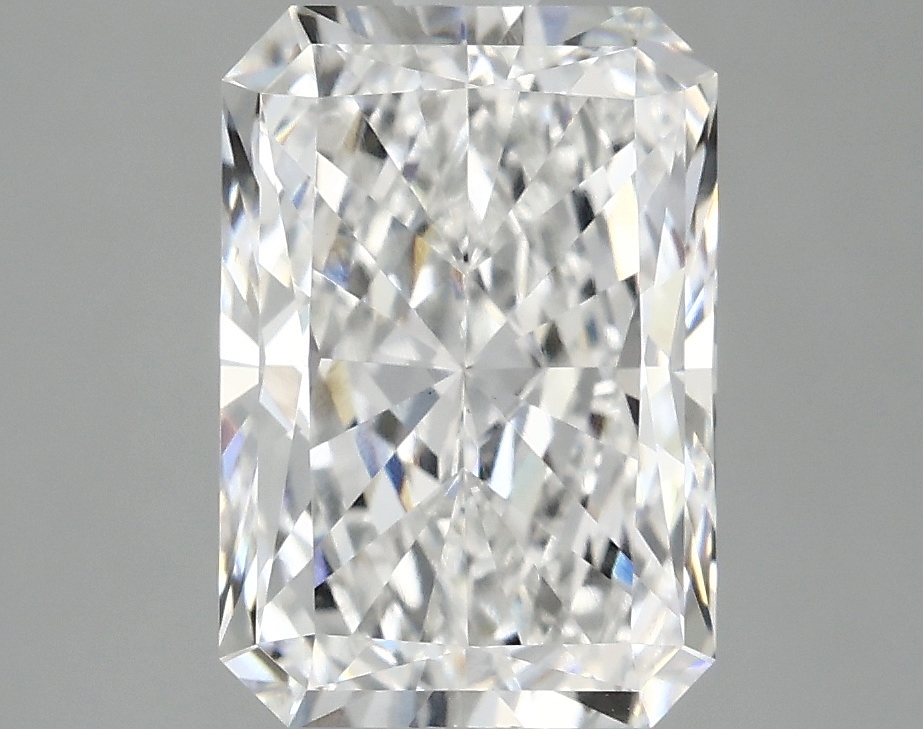 3.01 CT Radiant Diamond