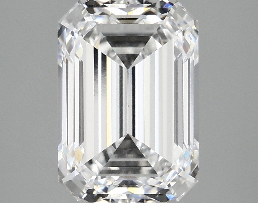 3.04 CT Emerald Diamond