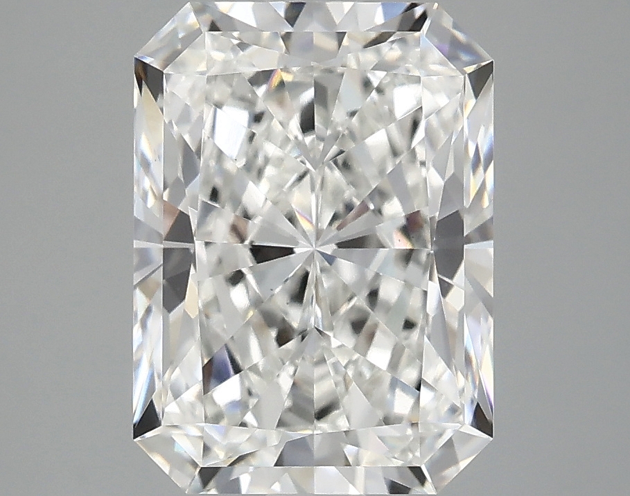 3.09 CT Radiant Diamond