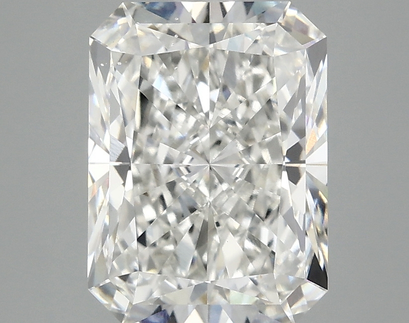 3.05 CT Radiant Diamond