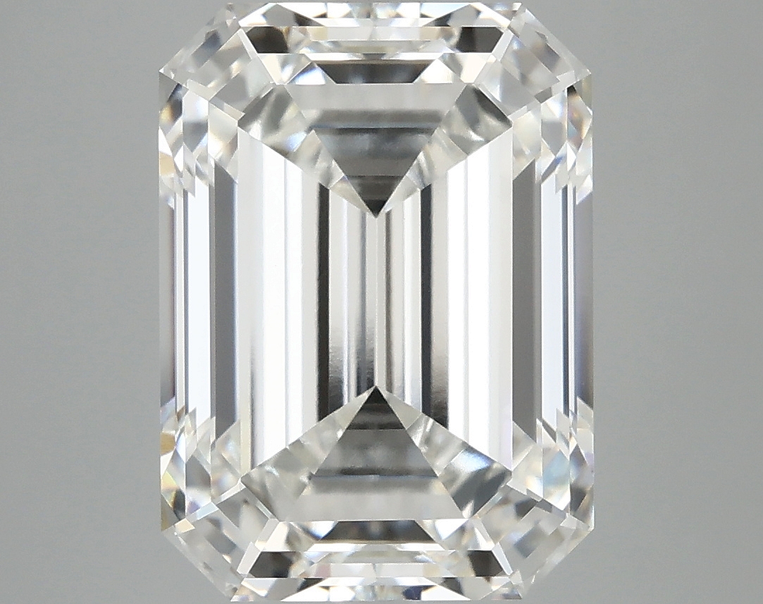 7.10 CT Emerald Diamond