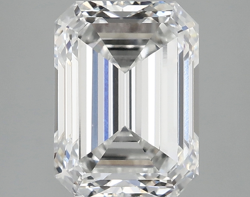 3.01 CT Emerald Diamond