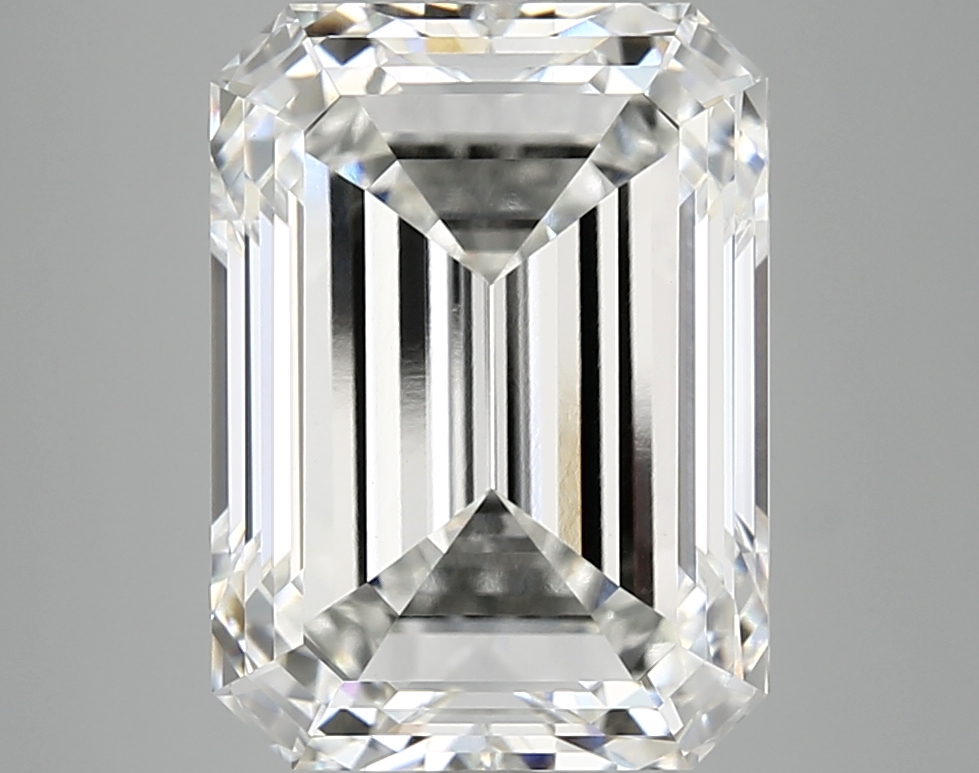 7.10 CT Emerald Diamond