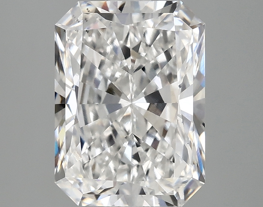 3.10 CT Radiant Diamond
