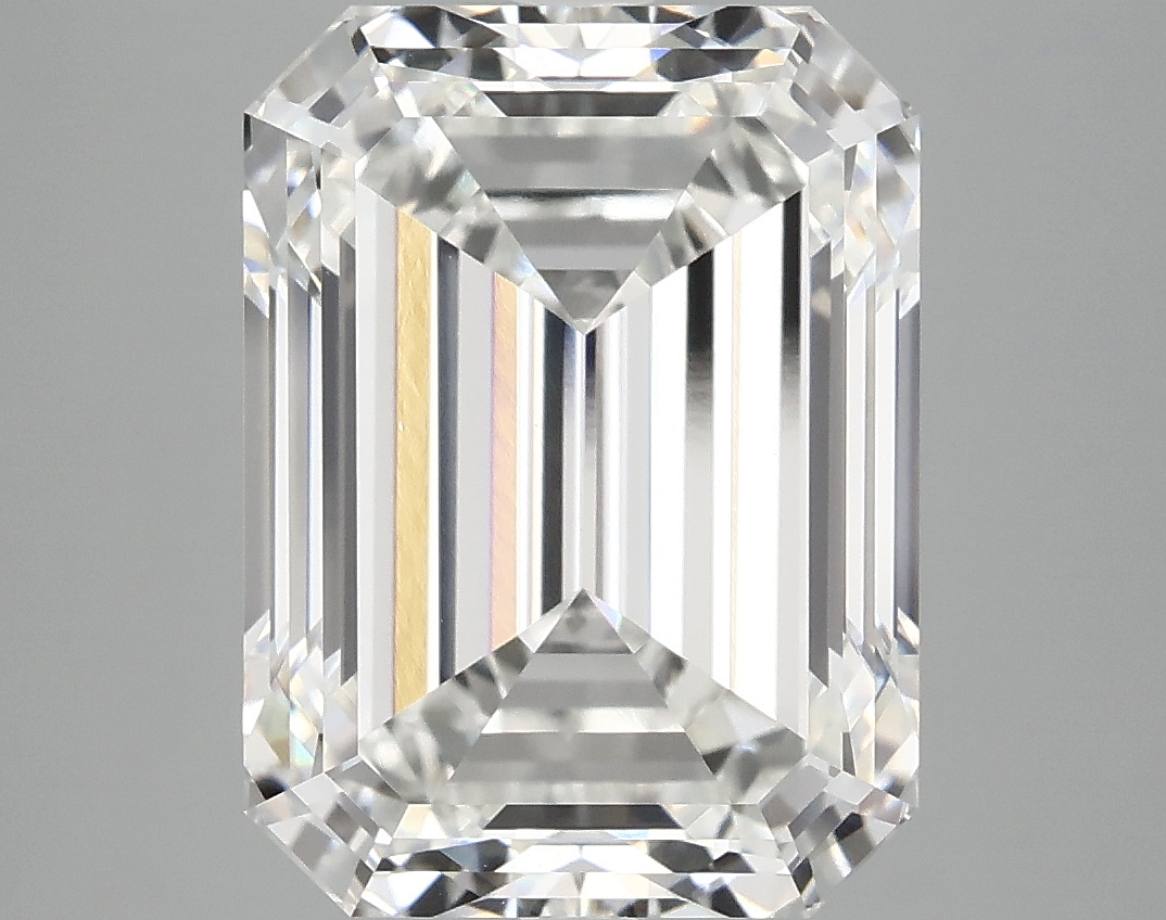 7.05 CT Emerald Diamond