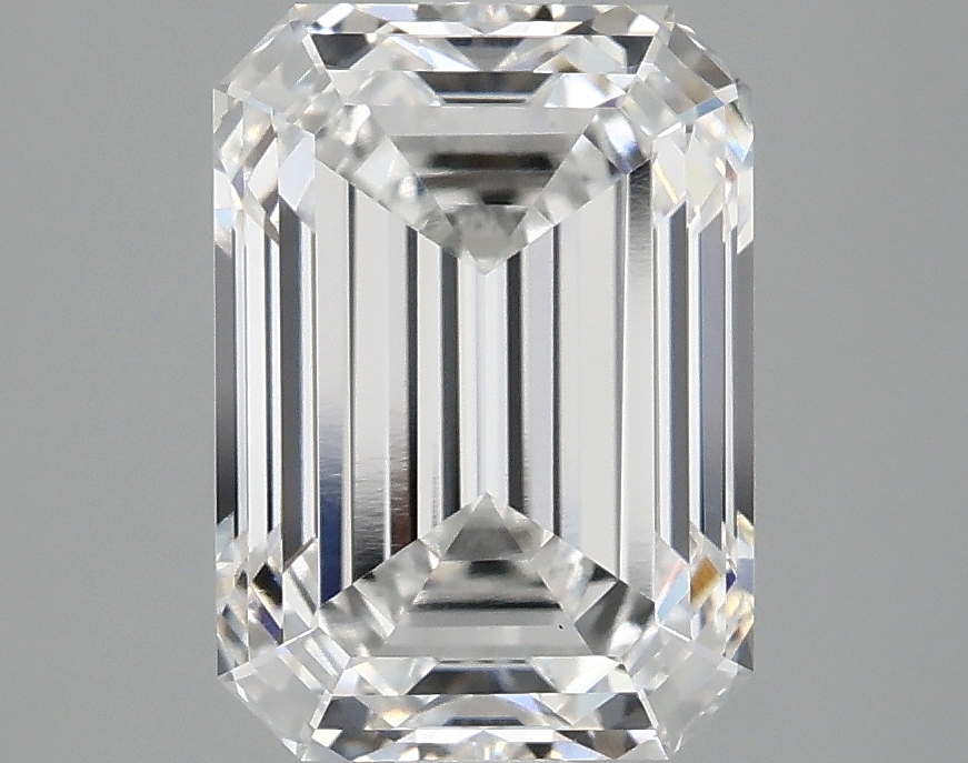 3.04 CT Emerald Diamond