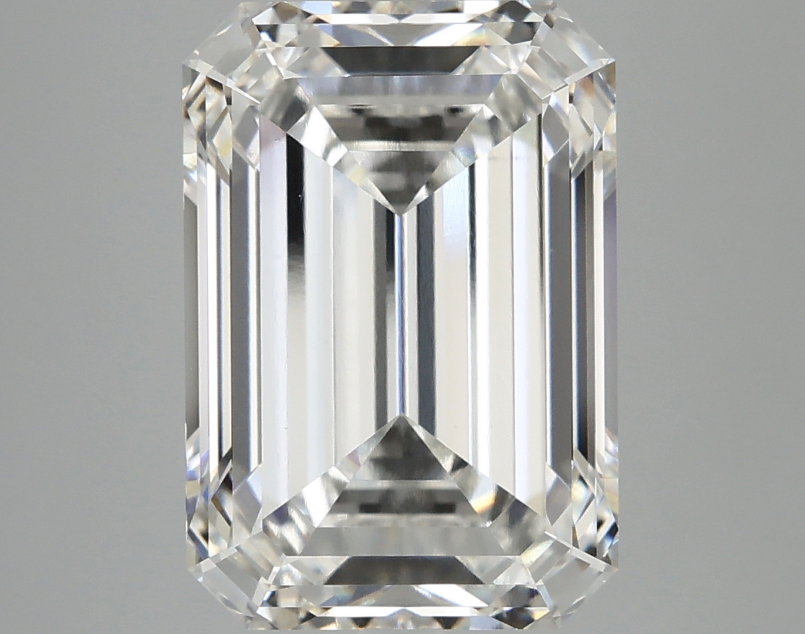 7.08 CT Emerald Diamond