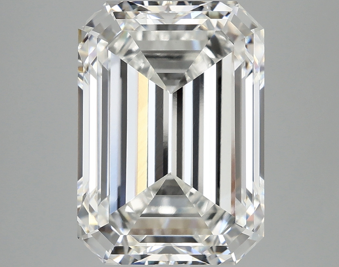 7.09 CT Emerald Diamond