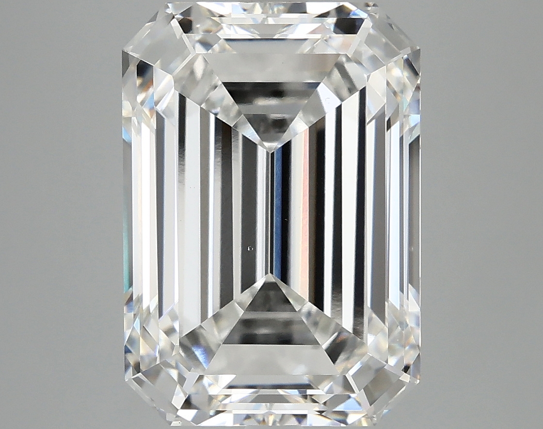 7.08 CT Emerald Diamond