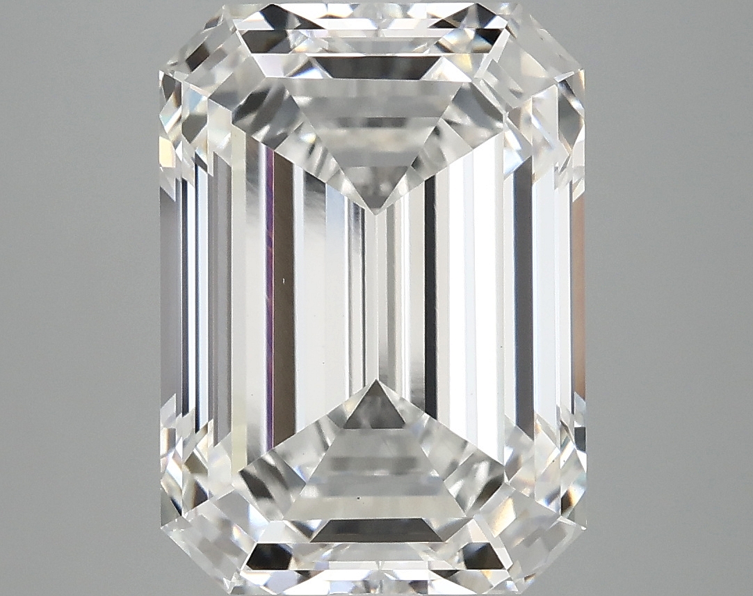 7.06 CT Emerald Diamond