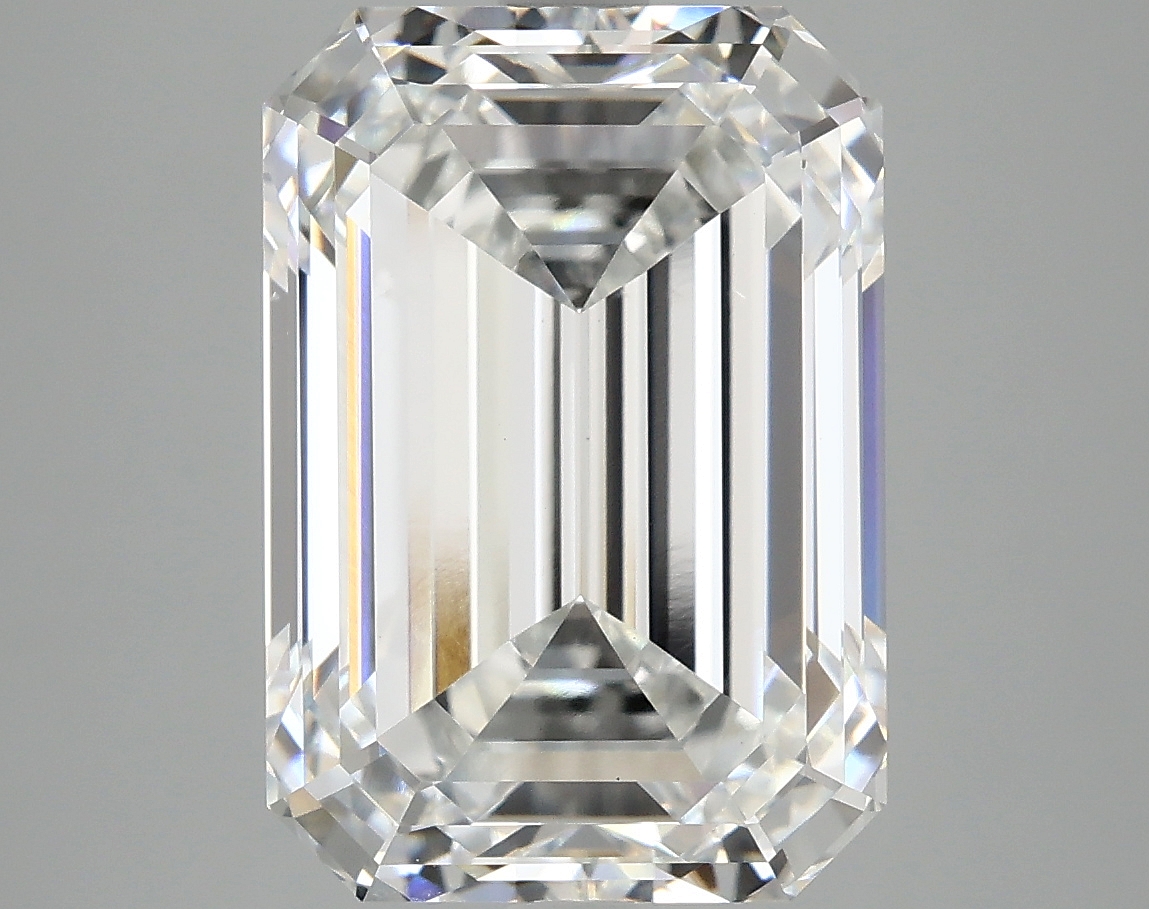 7.04 CT Emerald Diamond