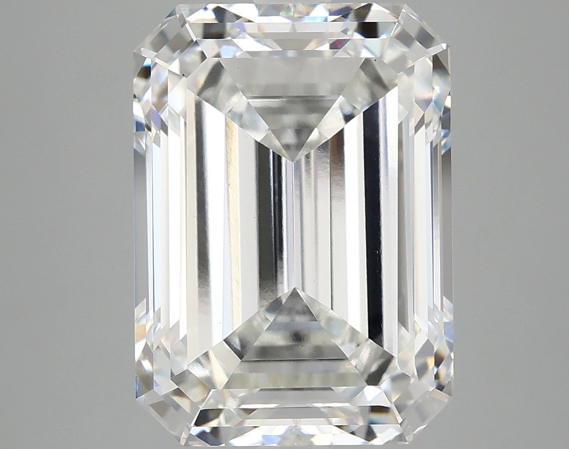 7.07 CT Emerald Diamond