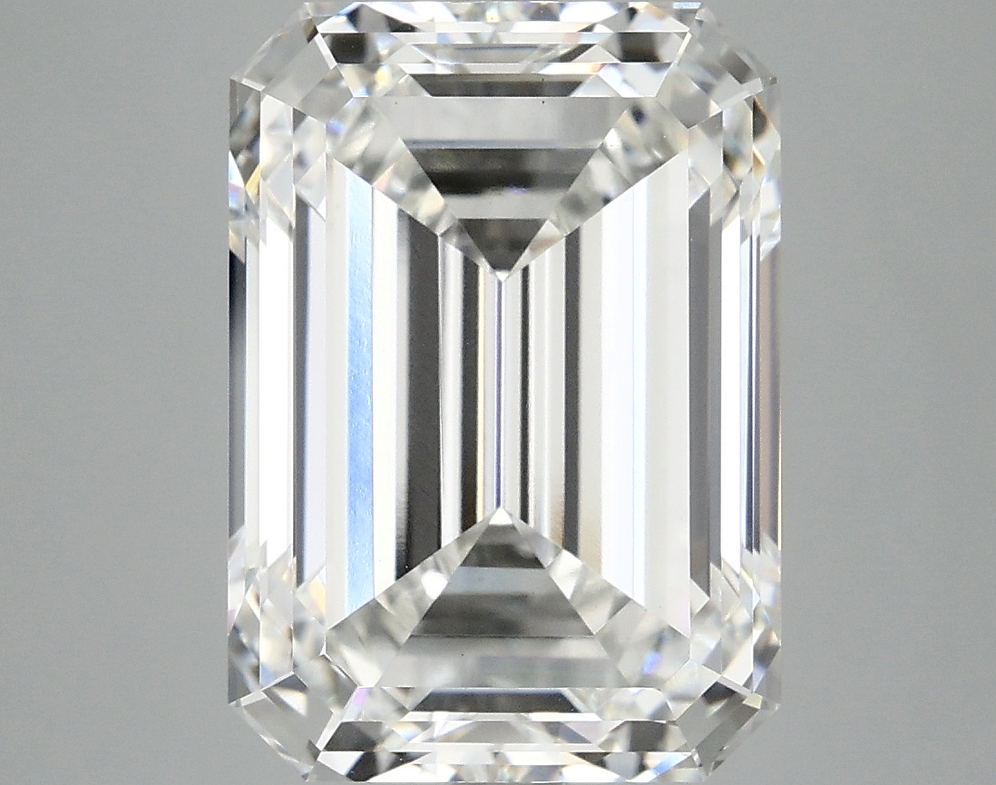 7.09 CT Emerald Diamond