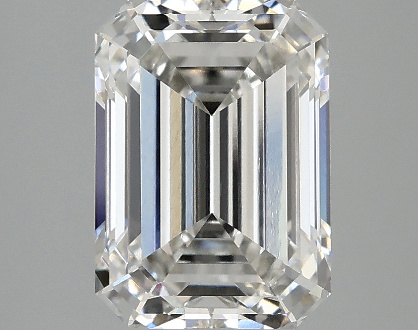 3.07 CT Emerald Diamond