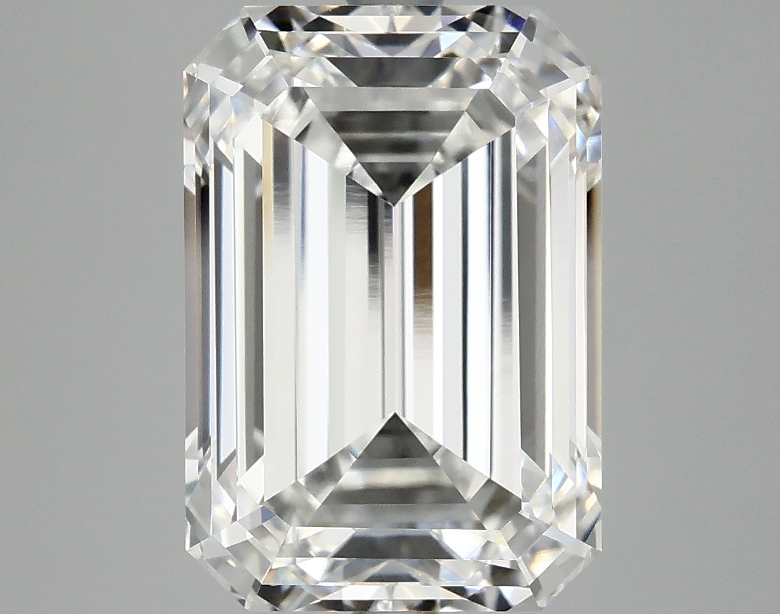 7.13 CT Emerald Diamond