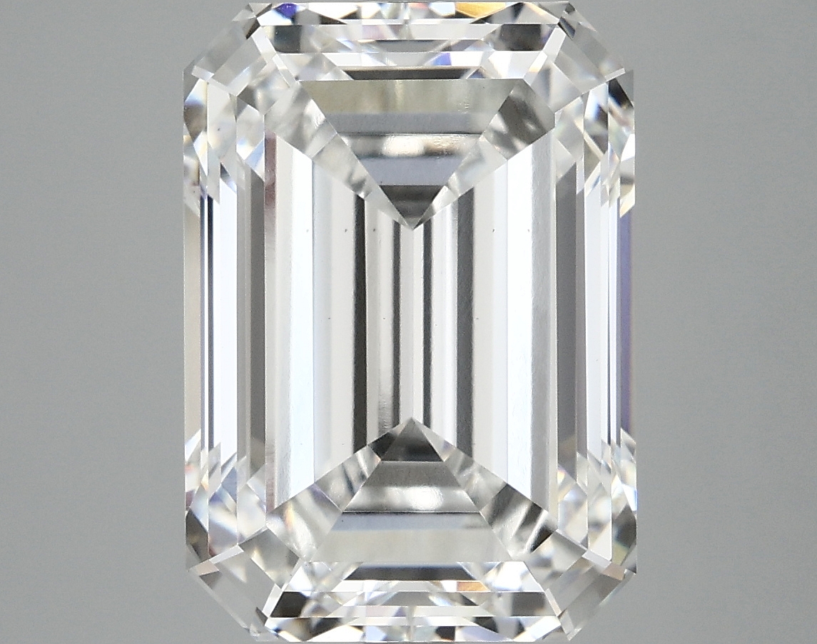 7.05 CT Emerald Diamond