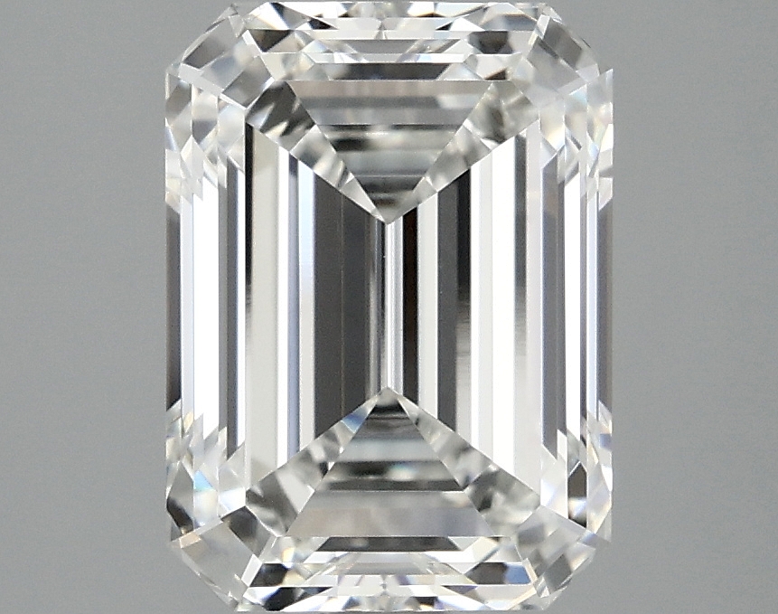 3.07 CT Emerald Diamond
