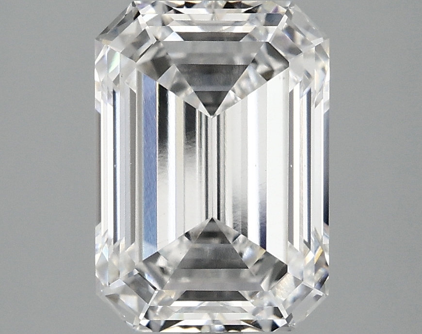 3.01 CT Emerald Diamond