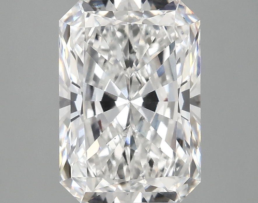 3.10 CT Radiant Diamond