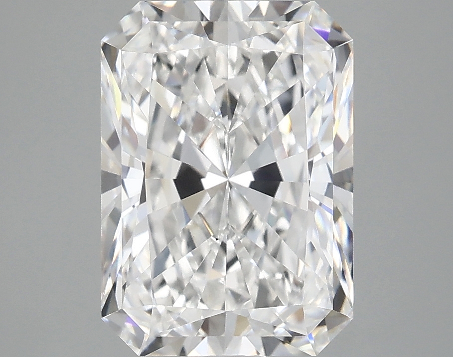 3.10 CT Radiant Diamond