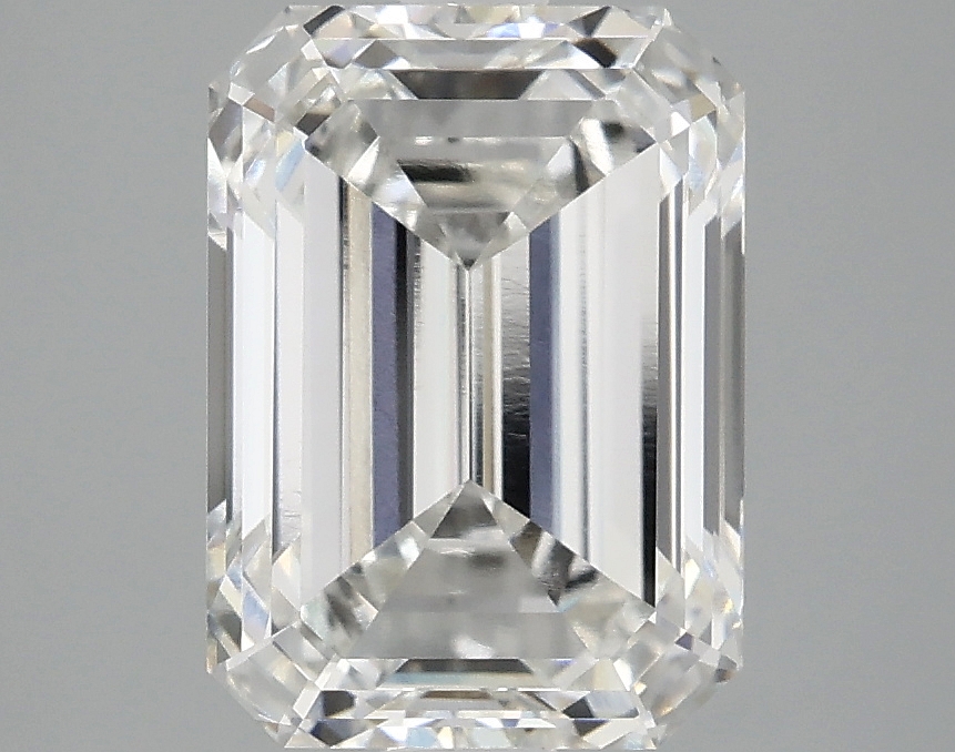 3.07 CT Emerald Diamond