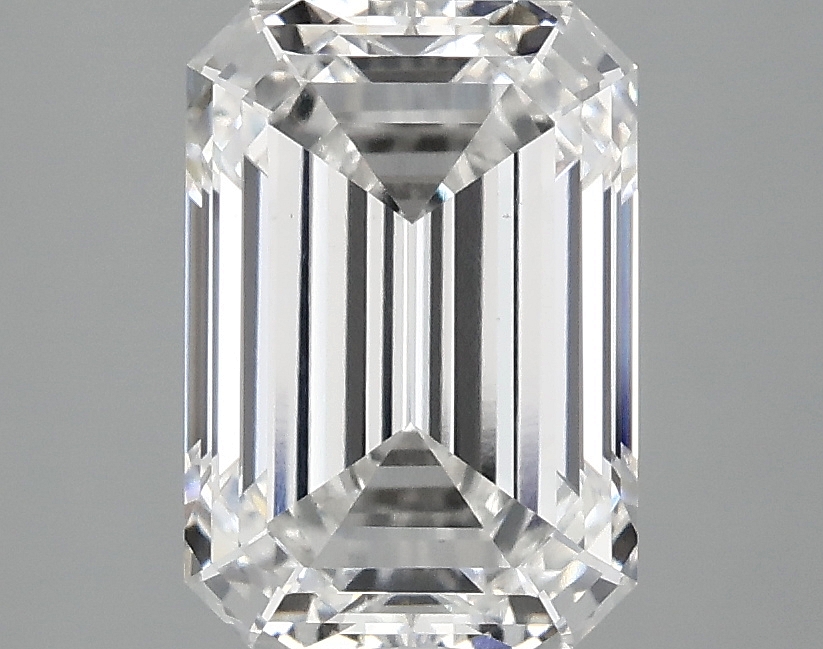 3.04 CT Emerald Diamond