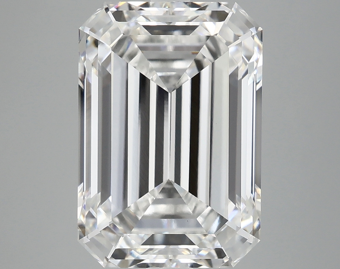 7.07 CT Emerald Diamond