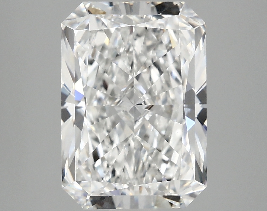 3.07 CT Radiant Diamond